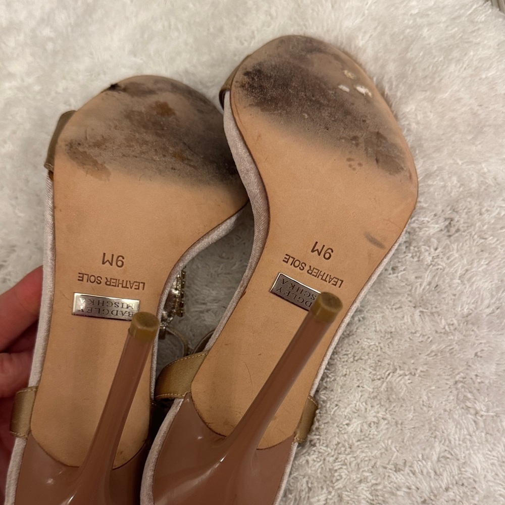 Badgley Mischka Java sandal beige Rhinestone Heel… - image 5